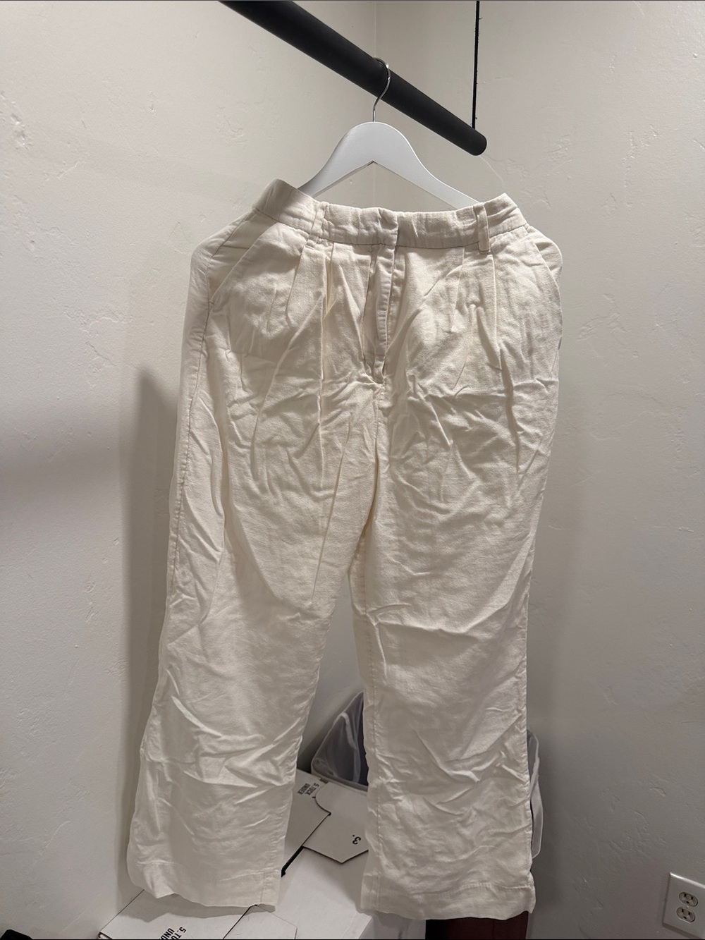 Abercrombie Linen Trousers